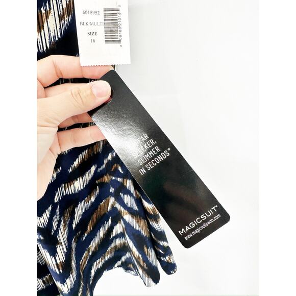 Magicsuit Taylor Printed Tankini Swimsuit Top in Neutral Territory Size 16 NWT - Picture 6 of 8